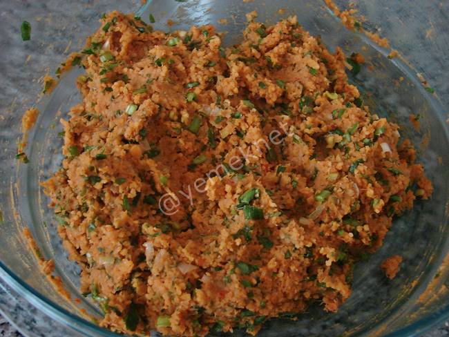 Patatesli Mercimek Koftesi Tarifi Nasil Yapilir Yemek Com
